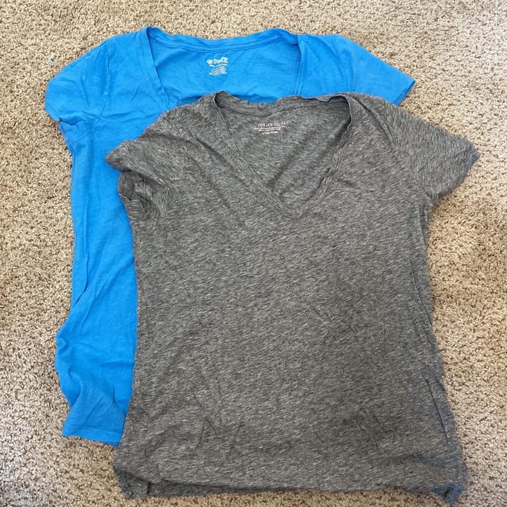 Victoria Secret t-shirts - Picture 4 of 5